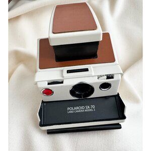 Vintage Polaroid SX-70 Model 2 Land Camera
